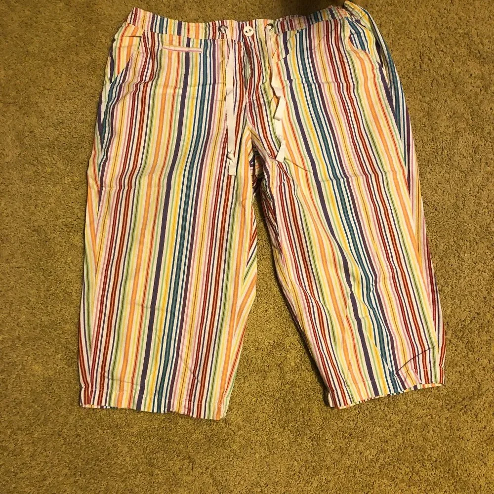 Capris - Picture 3 of 3